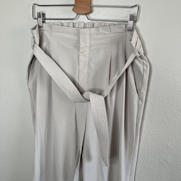 Athleta Skyline Pant II Ivory Belted Athleisure Travel Trousers Size 14 - Picture 2 of 14